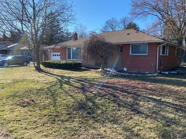 Detached at 556 Big Bay Point Road, Barrie, ON L4N 3Z5