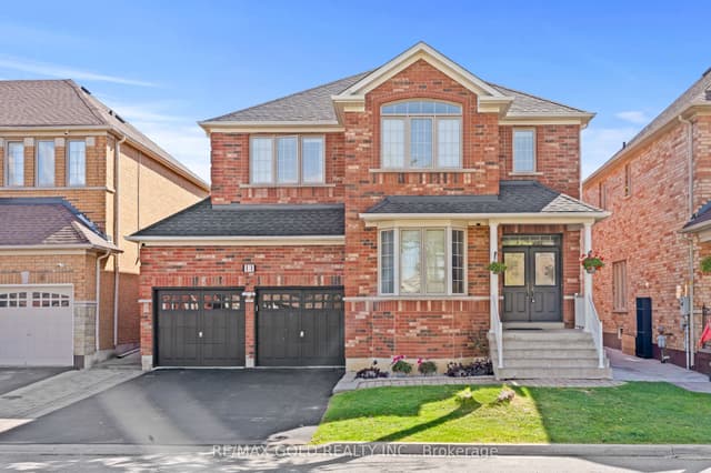 Detached at 11 Maple Valley Street, Brampton, ON L6P 2E7