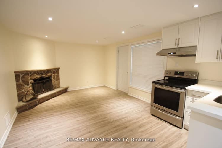 33 Carluke Crescent