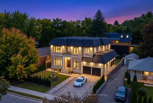 Detached at 176 Rumble Avenue, Richmond Hill, ON L4C 4G4