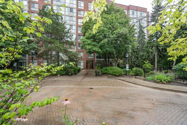 Condo Apartment at 24 Southport Street 749, Toronto, ON M6S 4Z1, Toronto W01