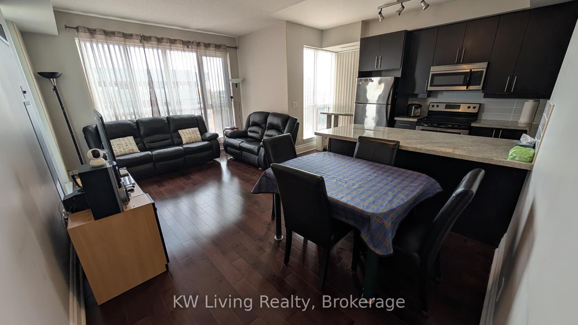 Suite 610B, Unit 610B · 21 Upper Duke Cres