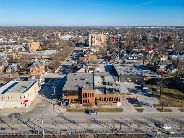 Investment at 140 Front st. South Street, Sarnia, ON N7T 7H8