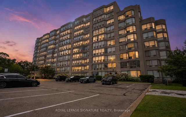 Condo Apartment at 175 Cedar Avenue 202, Richmond Hill, ON L4C 9V3