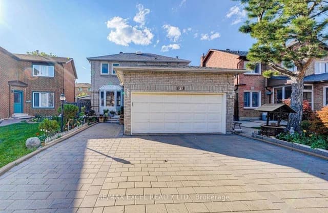 Detached at 70 Weldrick Road E Upper, Richmond Hill, ON L4C 8T8