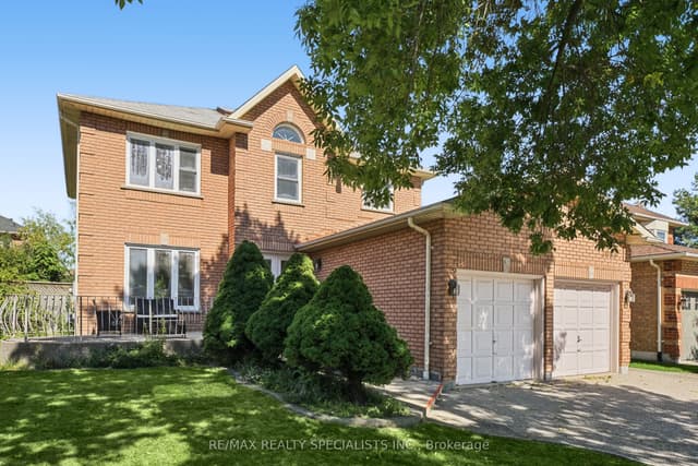 Detached at 1099 Thoresby Drive, Oakville, ON L6J 7M6