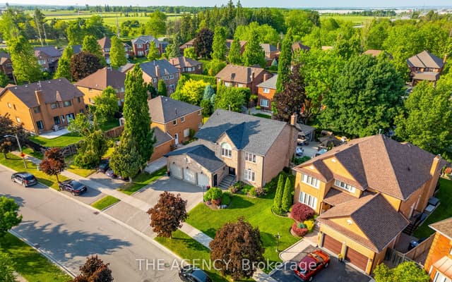 Detached at 7 Stonegate Drive, Brampton, ON L6Z 3L7