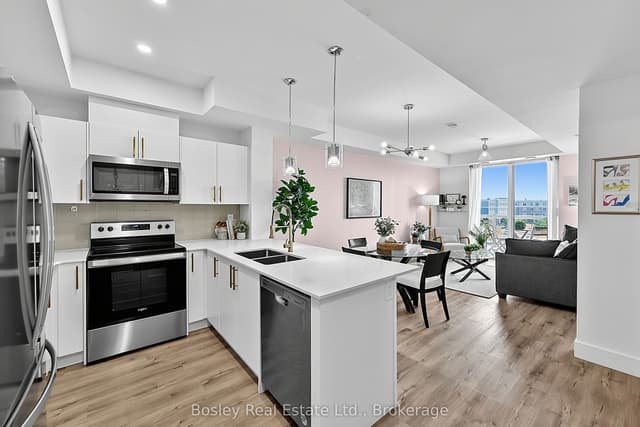 Condo Apartment at 4 Kimberly Lane 404, Collingwood, ON L9Y 5T6