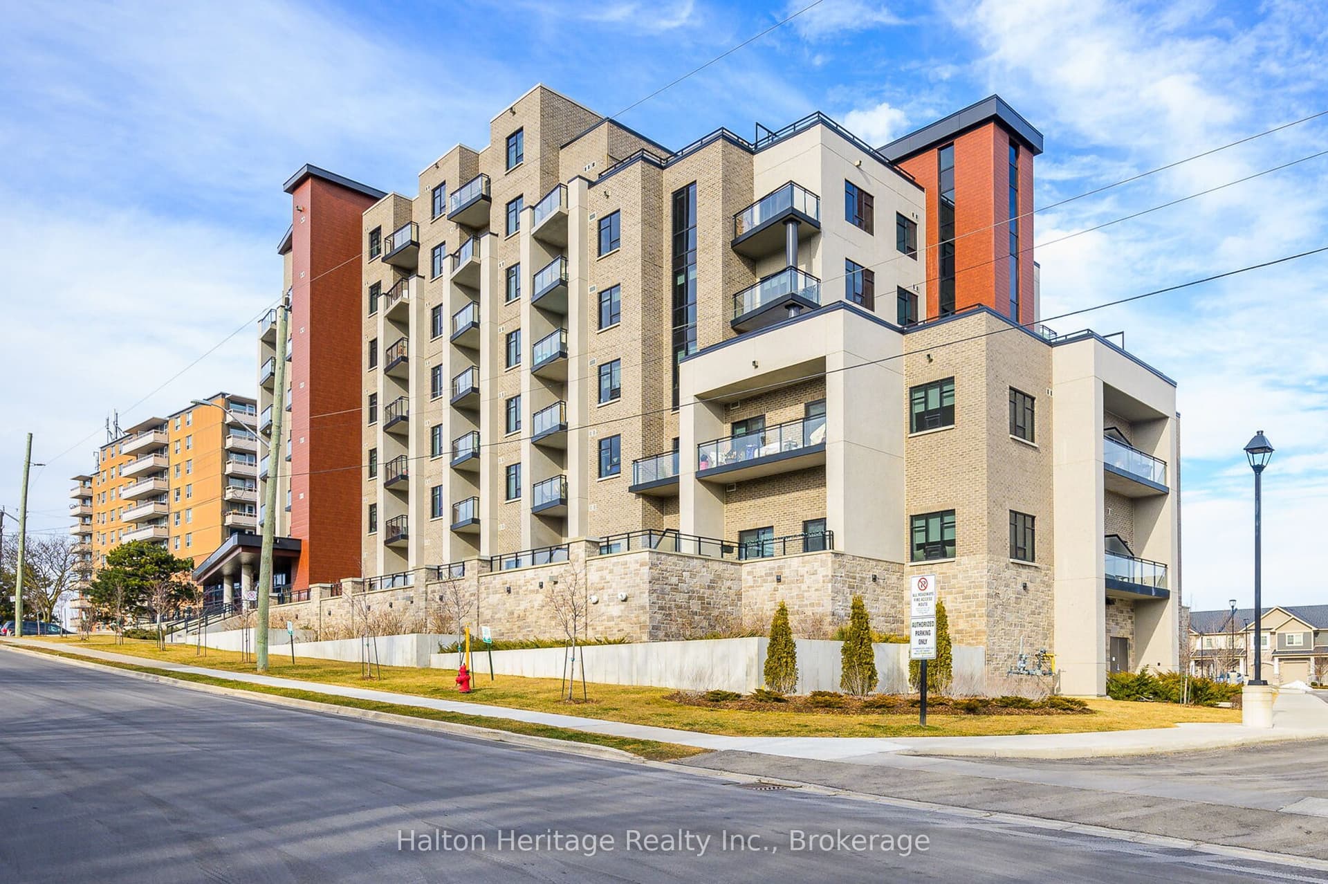 Suite 313 · Floor 3, Unit 313 · 30 Hamilton St S