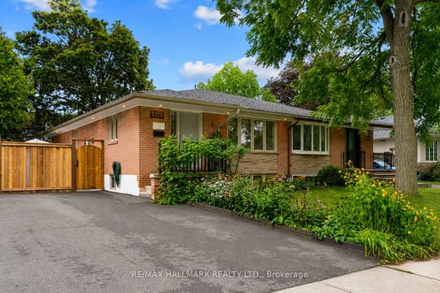Semi-Detached at 1218 Grange Road, Oakville, ON L6H 1P7