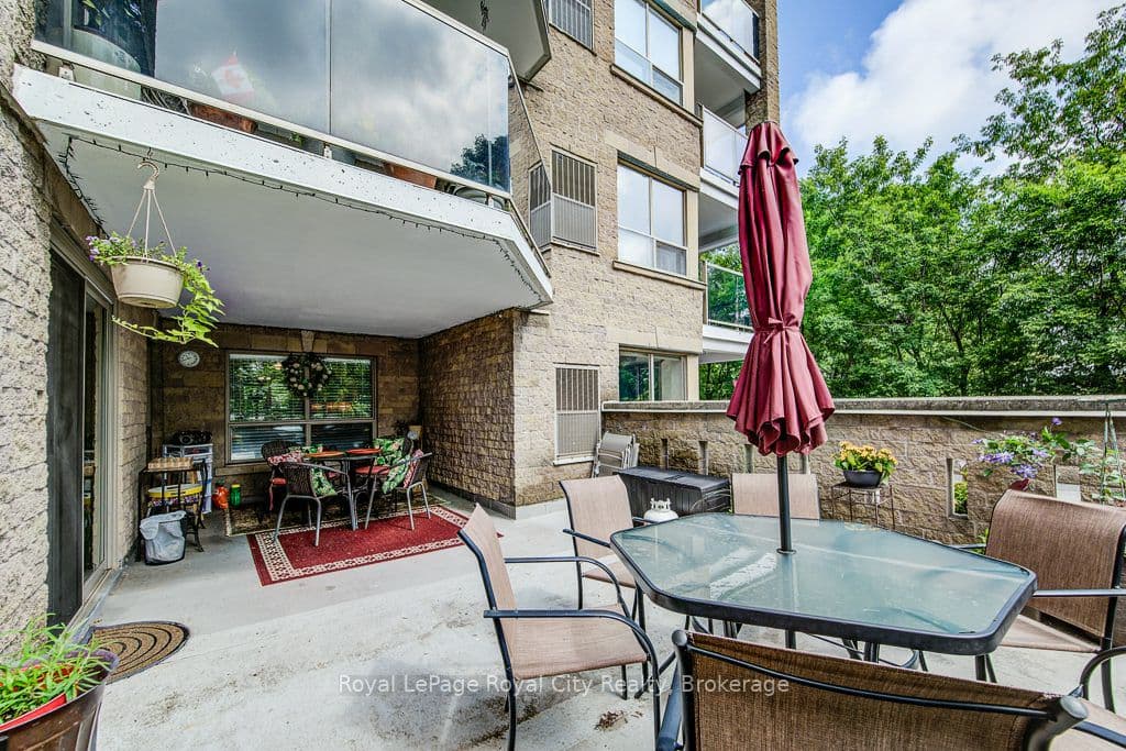 Suite 204 · Floor 2, Unit 204 · 281 Bristol St