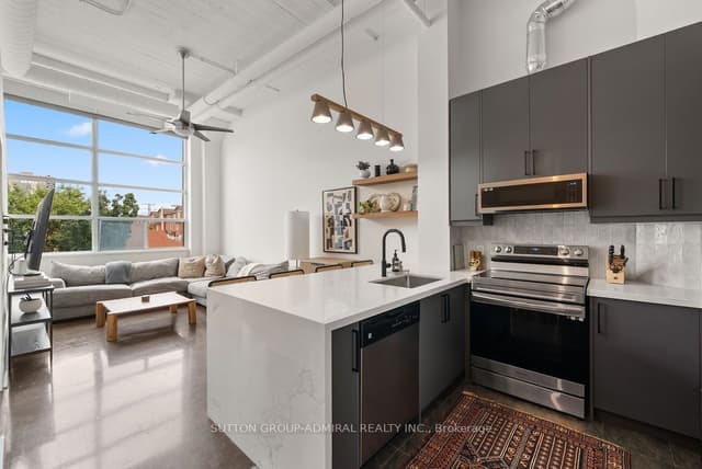 Condo Apartment at 1001 Roselawn Avenue 124, Toronto, ON M6B 4M4, Toronto W04