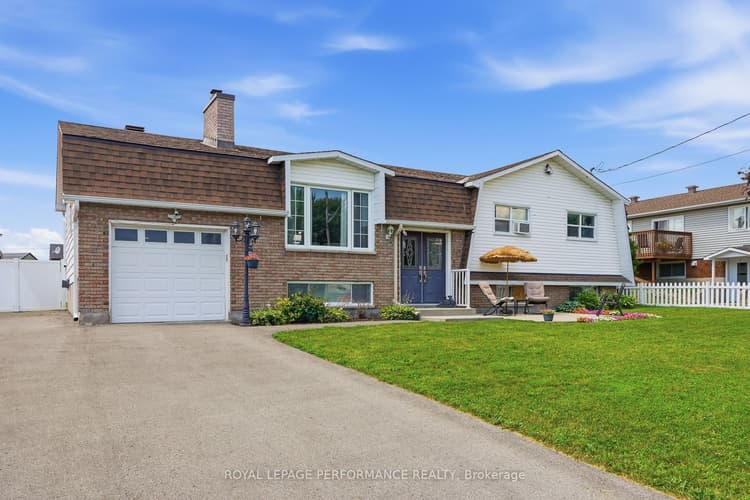 321 Sainte-Anne Street