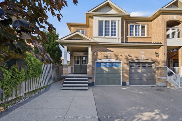 Semi-Detached at 4309 Trail Blazer Way, Mississauga, ON L5R 0A9