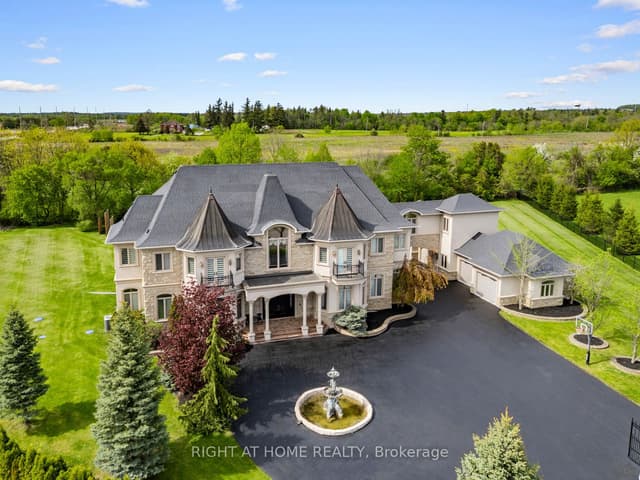 Detached at 100 Rocmary Place, Vaughan, ON L4L 8Z1