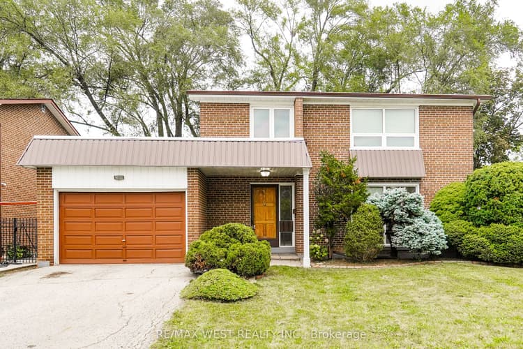 16 Opal Court