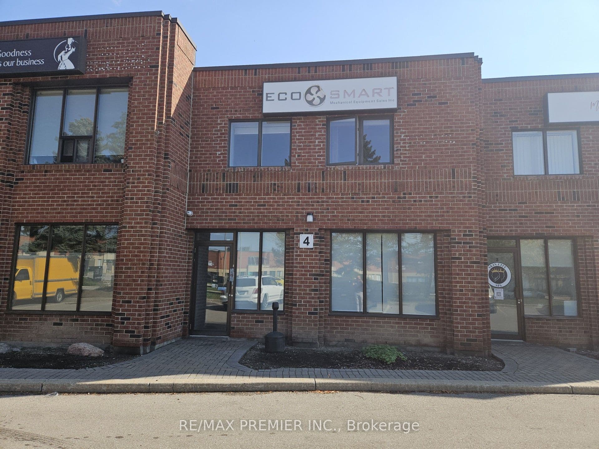 Unit 4 · 185 Trowers Rd