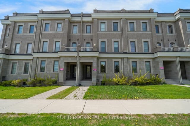 Att/Row/Townhouse at 9376 Bayview Avenue, Richmond Hill, ON L4C 5H3