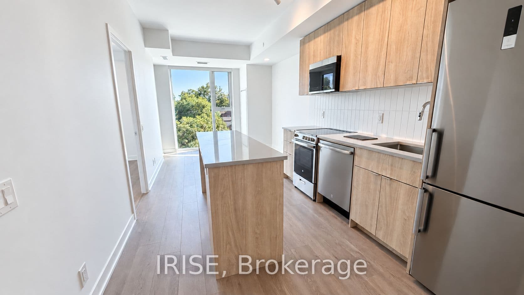 Suite 604 · Floor 6, Unit 604 · 1660 Bloor St W