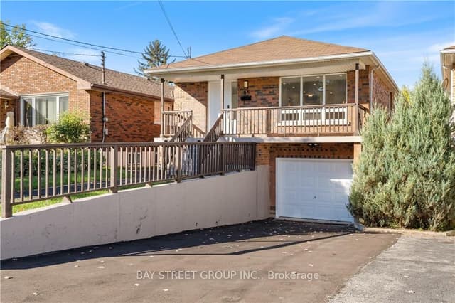 Detached at 66 Ewen Road, Hamilton, ON L8S 3C5