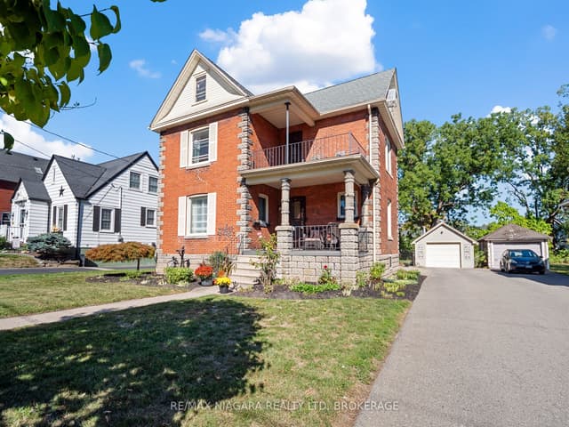 Detached at 18 Emerick Avenue, Fort Erie, ON L2A 2W3