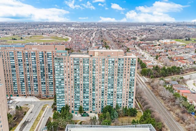 Condo Apartment at 135 Hillcrest Avenue 203, Mississauga, ON L5B 4B1