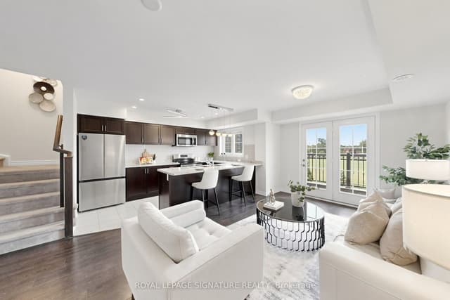 Condo Townhouse at 2441 Greenwich Drive 11, Oakville, ON L6M 0S3