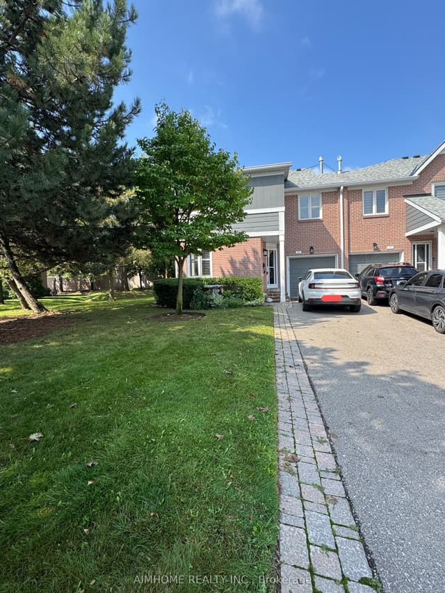 Condo Townhouse at 2205 South Millway Way 60, Mississauga, ON L5L 3T2