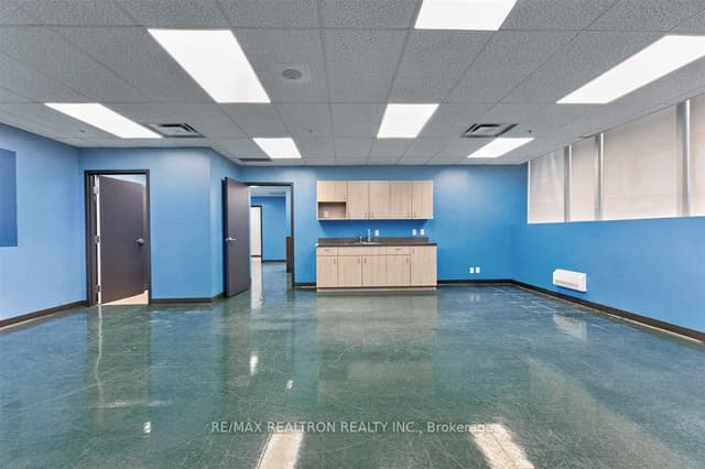 Office at 685 Sheppard Avenue E G03, Toronto, ON M2K 1B6, Toronto C15