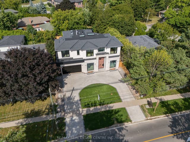 Detached at 491 Fourth Line, Oakville, ON L6L 5A8