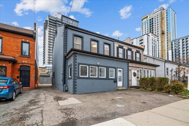 Semi-Detached at 183 Market Street, Hamilton, ON L8R 1P1