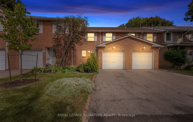 Condo Townhouse at 3380 South Millway 33, Mississauga, ON L5L 3L8