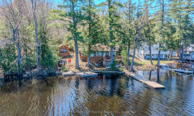 Detached at 1065 Rainbow Lane, Bracebridge, ON P1L 1X3