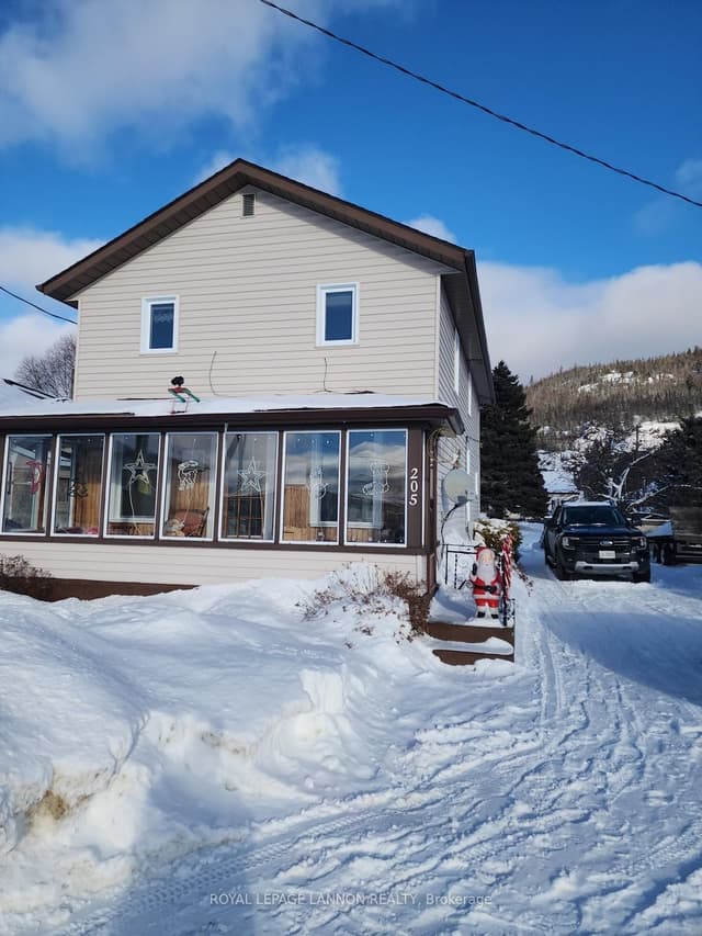 Detached at 205 ONTARIO Street, Schreiber, ON P0T 2S0