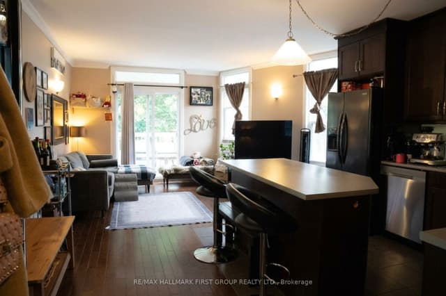 Semi-Detached at 307 Greenwood Avenue, Toronto, ON M4L 2R6, Toronto E01