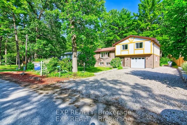 Detached at 9995 Port Franks Estates Drive, Lambton Shores, ON N0M 2L0