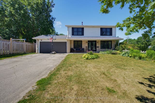 Detached at 39 Amelia Street, Orangeville, ON L9W 3K7