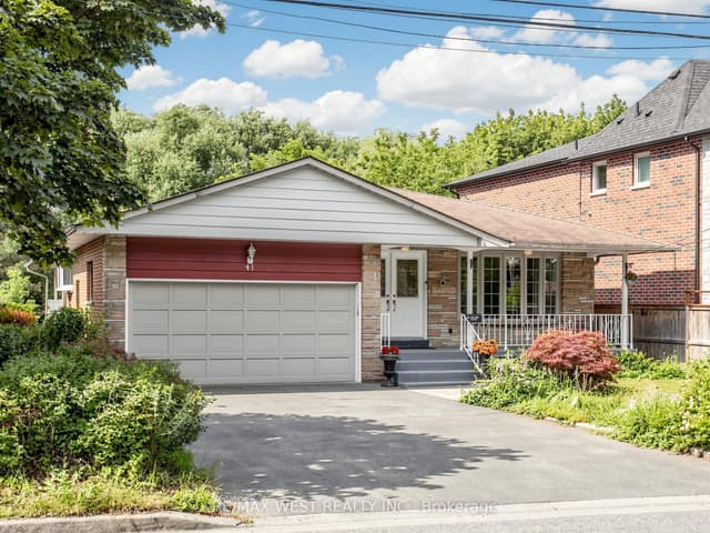 Detached at 41 Burnview Crescent, Toronto, ON M1H 1B4, Toronto E09