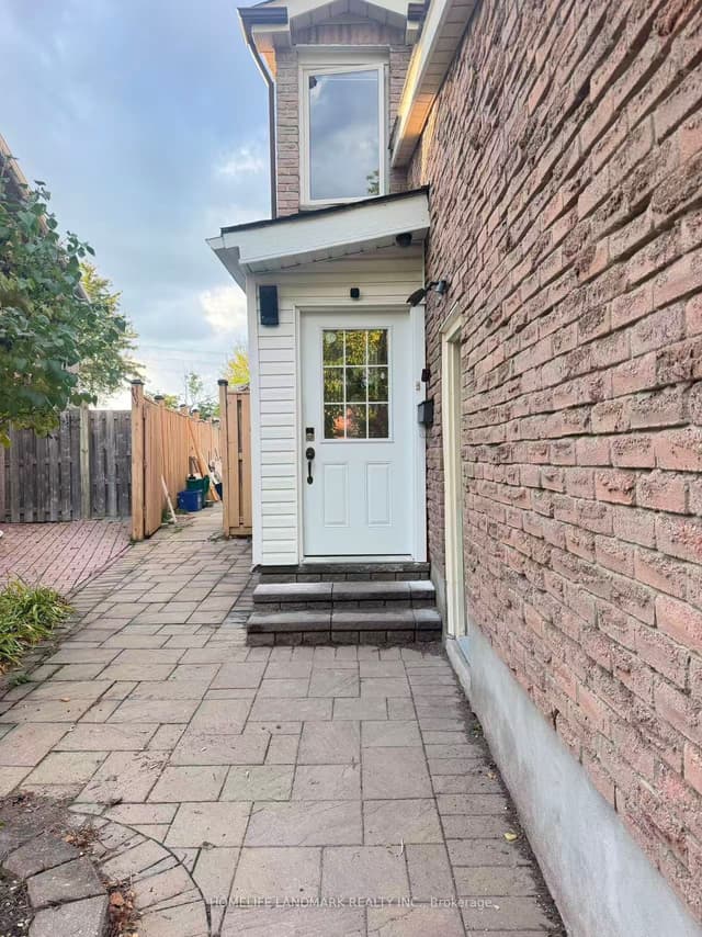 Link at 8 Fullerton Crescent, Markham, ON L3R 3G5