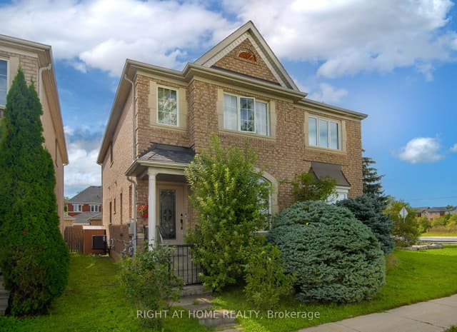 Semi-Detached at 4 Forest Run Boulevard, Vaughan, ON L4K 5J8