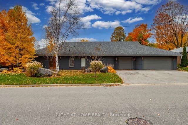 Detached at 88 Cook Street, Barrie, ON L4M 4G6