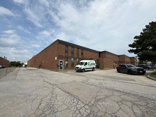 Unit 2 · 120 Spinnaker Way