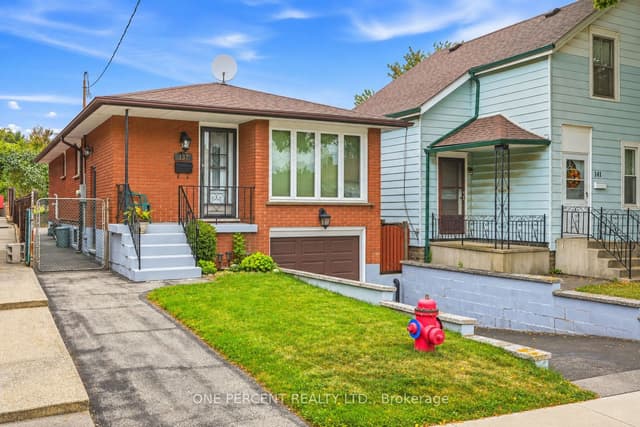 Detached at 137 Picton Street E, Hamilton, ON L8L 3W7