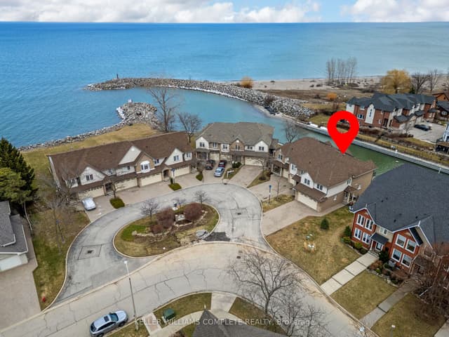 Condo Townhouse at 85 Edgewater Drive 10, Hamilton, ON L8E 4Z2