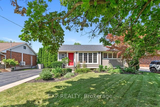 Detached at 38 Albany Drive, St. Catharines, ON L2N 3T5
