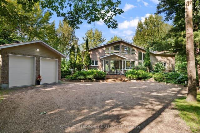 Detached at 117 Blue Danube Way, Laurentian Valley, ON K8A 6W2