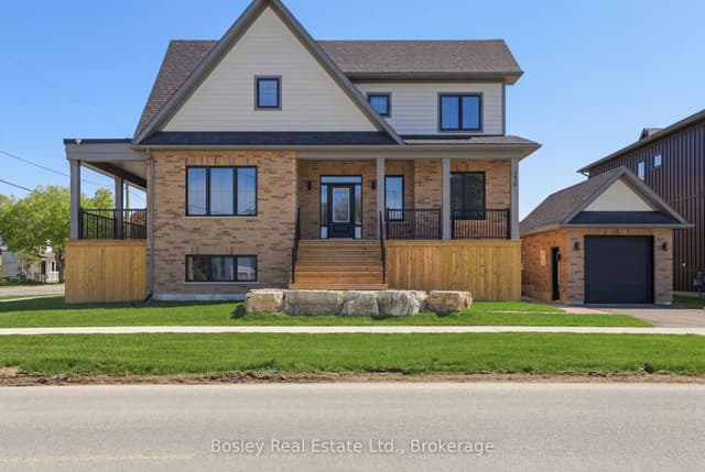 Detached at 130 Fifth Street, Collingwood, ON L9Y 5V1