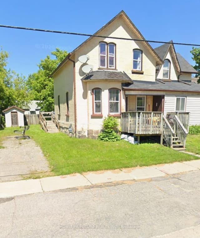 Multiplex at 41 High Street, Georgina, ON L0E 1R0