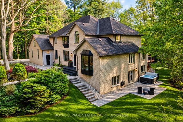 Detached at 18 Elder Crescent, Hamilton, ON L0R 1R0