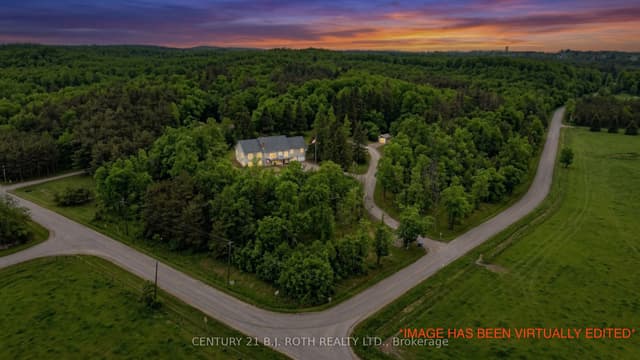 Detached at 2700 Line 4 N, Oro-Medonte, ON L0L 2L0
